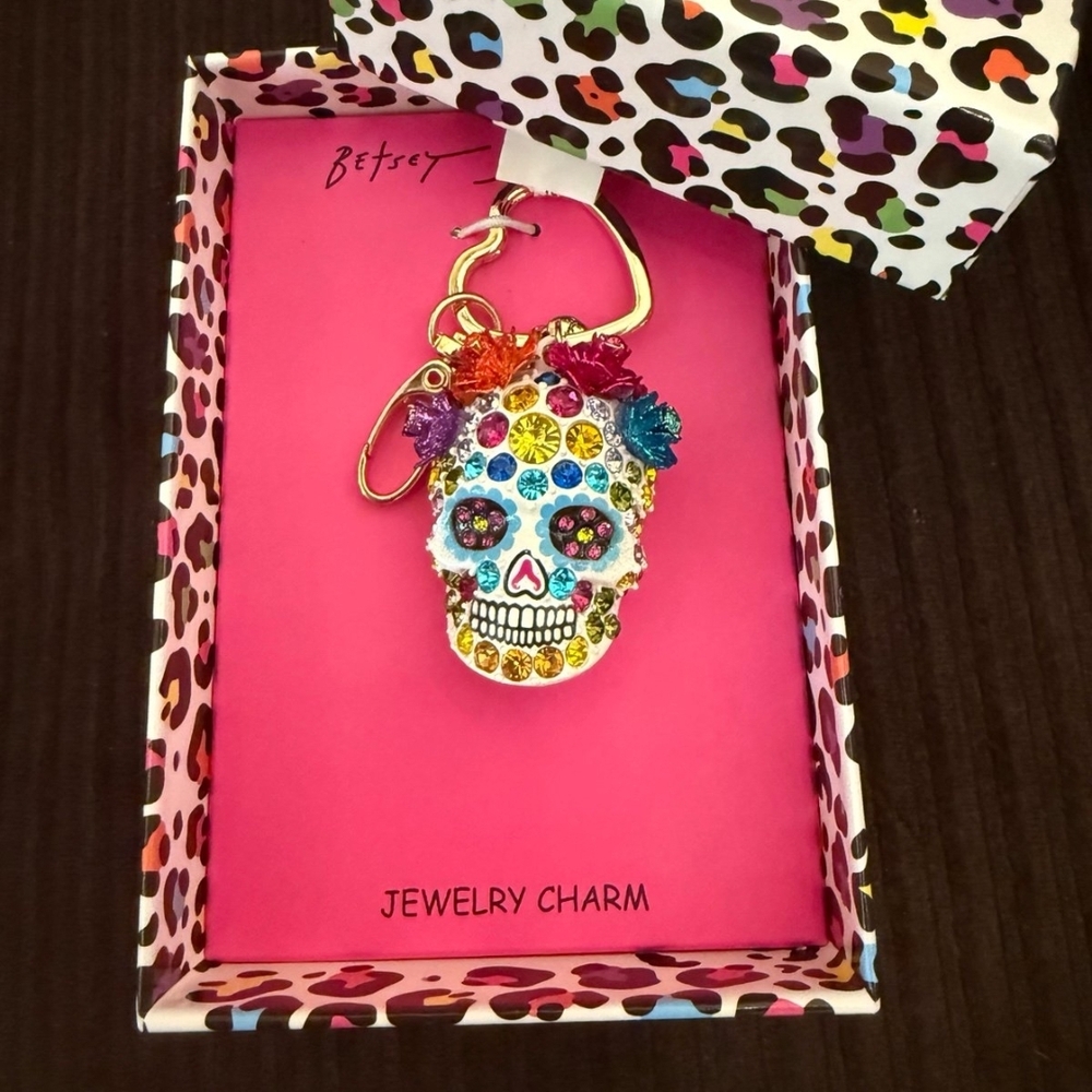 Betsey Johnson Día De Los Muertos Sugar Skull Halloween Bag Charm Keychain NEW